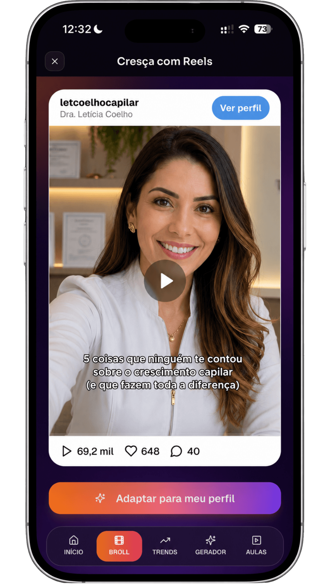 Tela mobile de um conteúdo com vídeo de referência, gancho e legenda adaptados